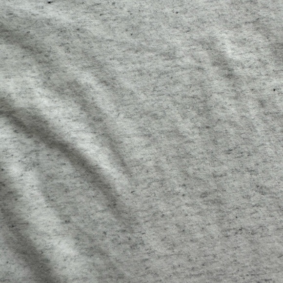 Old Navy Men’s Long Sleeve T-Shirt XL Heather Gray Basic Casual Tee - Picture 2 of 7